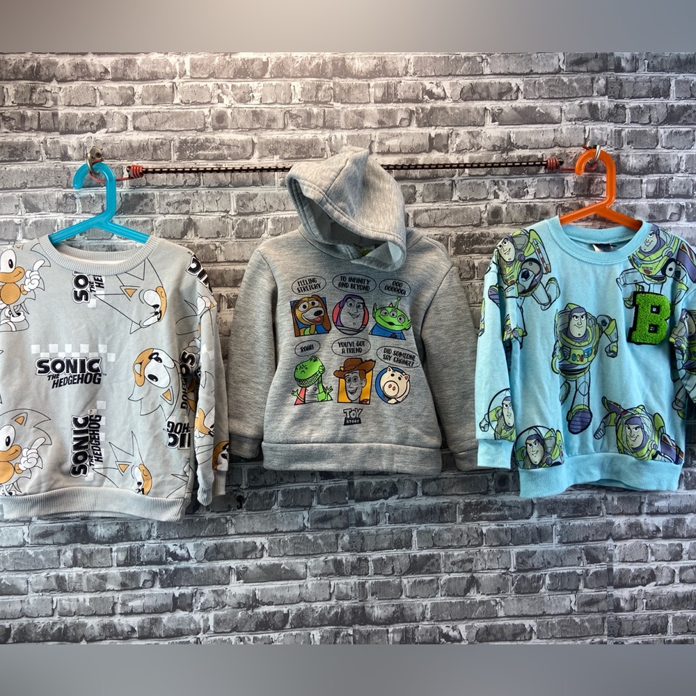 Boy’s lot of 4T sweatshirts